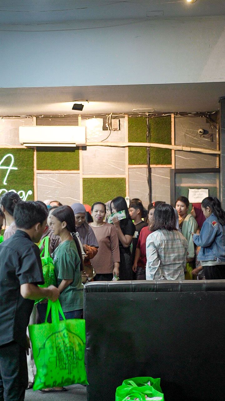 Jelang Lebaran, Hexa Luxury Pool, Lounge & Karaoke Tebar Kepedulian Sosial