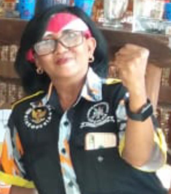 Nunuk Rusianita
(Ketua Distrik Sidoarjo LSM GMBI)