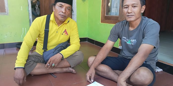 Mbah Langgeng warga masyarakat setempat dan ketua RT