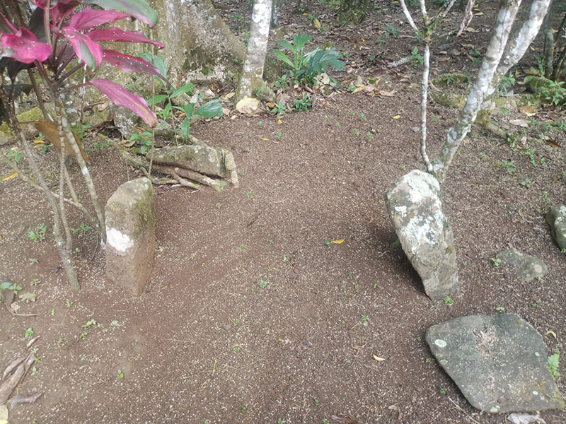 Makam Empuh Majusri 
Bojong Genteng Mekartani Singajaya